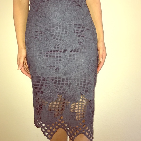 Gorgeous Lace Dress - Picture 5 of 6